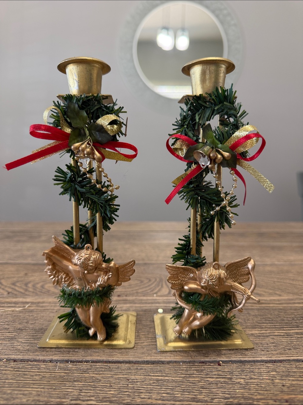 VTG Gold Angel Candlestick Holders with Green Holiday Garland -‎ Set of 2